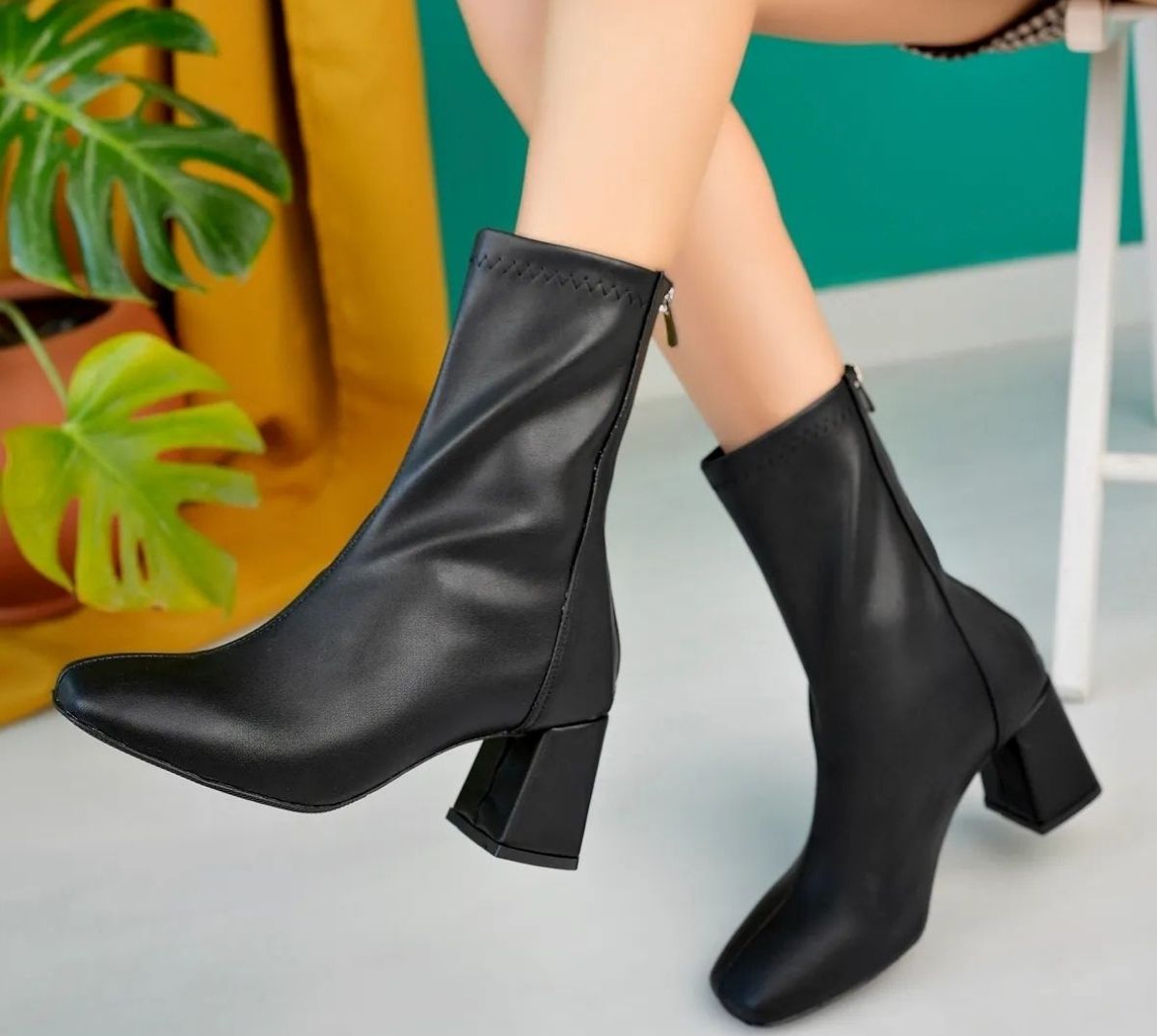 ZENVEA Siyah Cilt Kadın Streç Bot